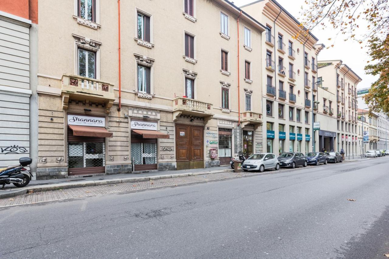Guesthost - Loft Di Design Porta Romana & Corso Lodi — Photos 2